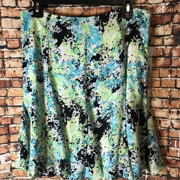 Spring swing fit flare skirt - Picture 4 of 4